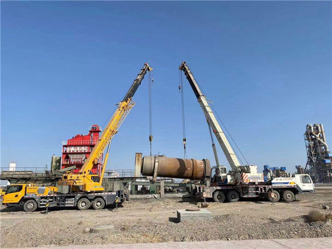 新野县吊车随车吊出租使用场景介绍